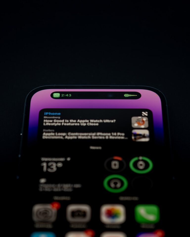 How to Turn Off Government Alerts on iPhone