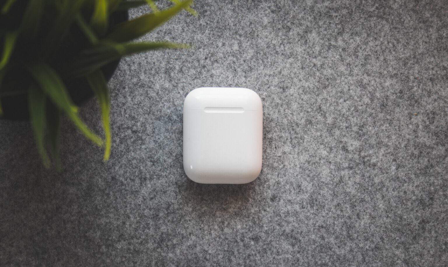 how to track current location of airpods