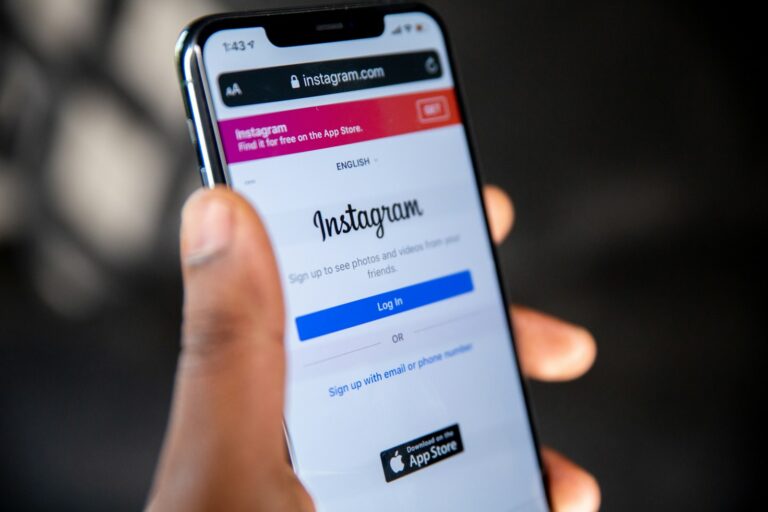 How To Login To Instagram From Facebook