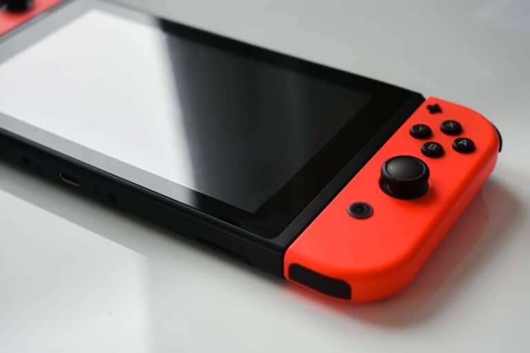 Nintendo Switch Expected to Drop to as Low as $199 This Black Friday